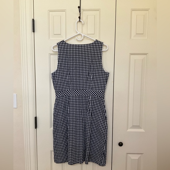 J Crew cotton blue-and-white checked dress, size 8 - Picture 4 of 6